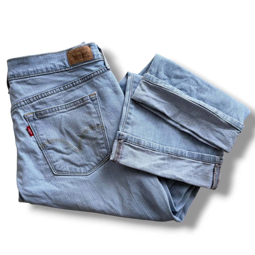 Levis Womens 6 Light Wash Blue Denim Mid Rise Cuffed Cropped 515 Capri Jeans Y2K